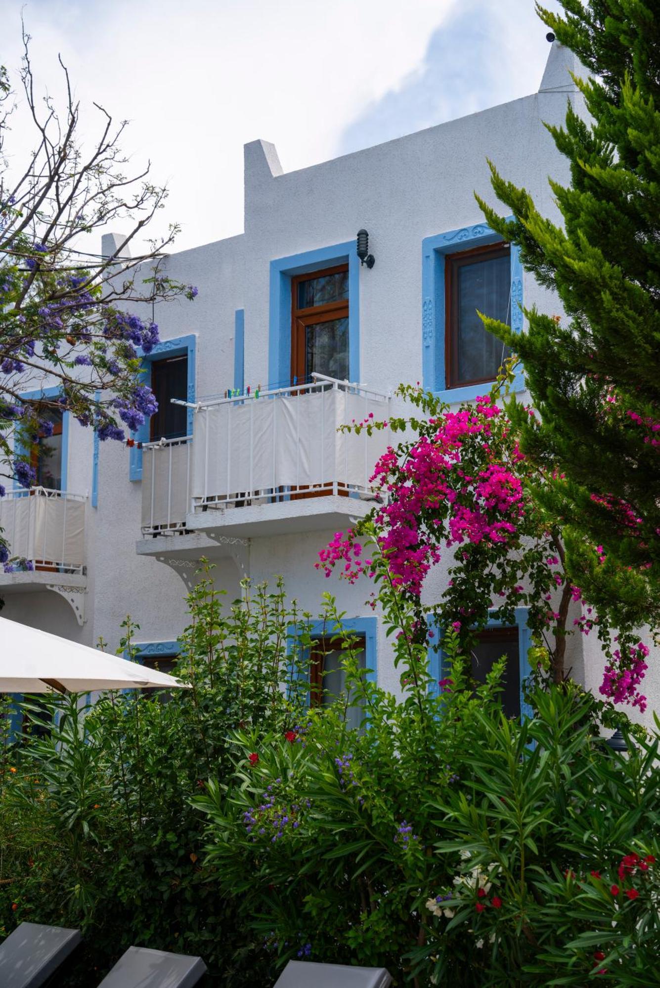 Manuela Boutique Hotel ביטז מראה חיצוני תמונה