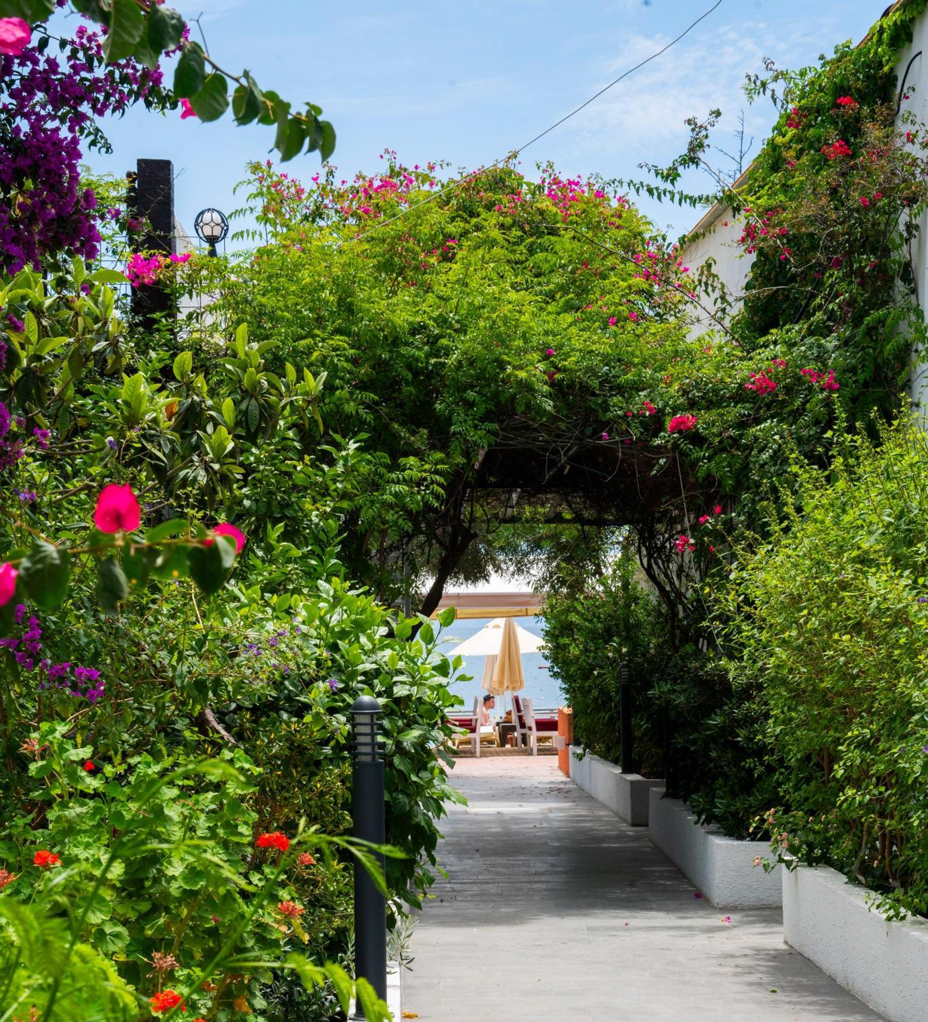 Manuela Boutique Hotel ביטז מראה חיצוני תמונה